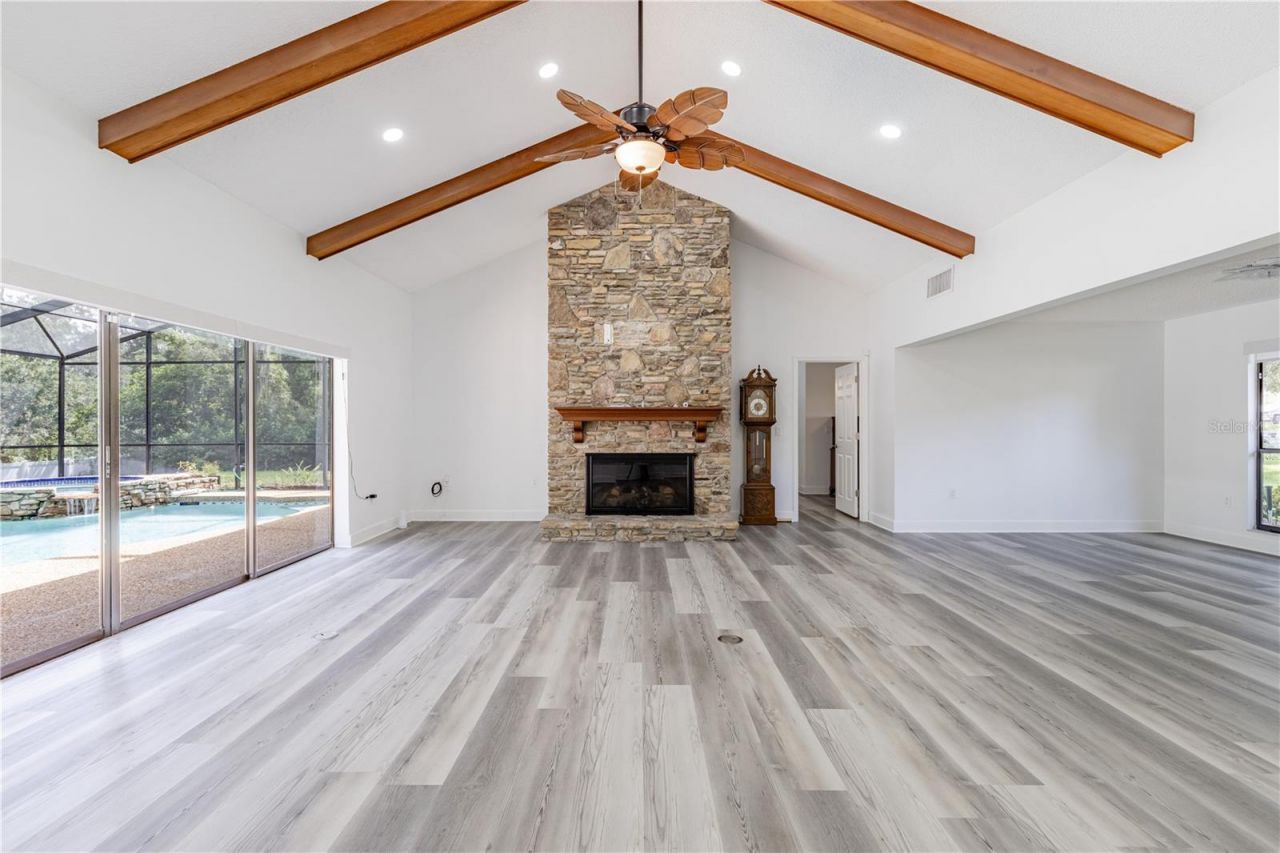 33816 Spring Drive, Leesburg, FL 34788 Photo