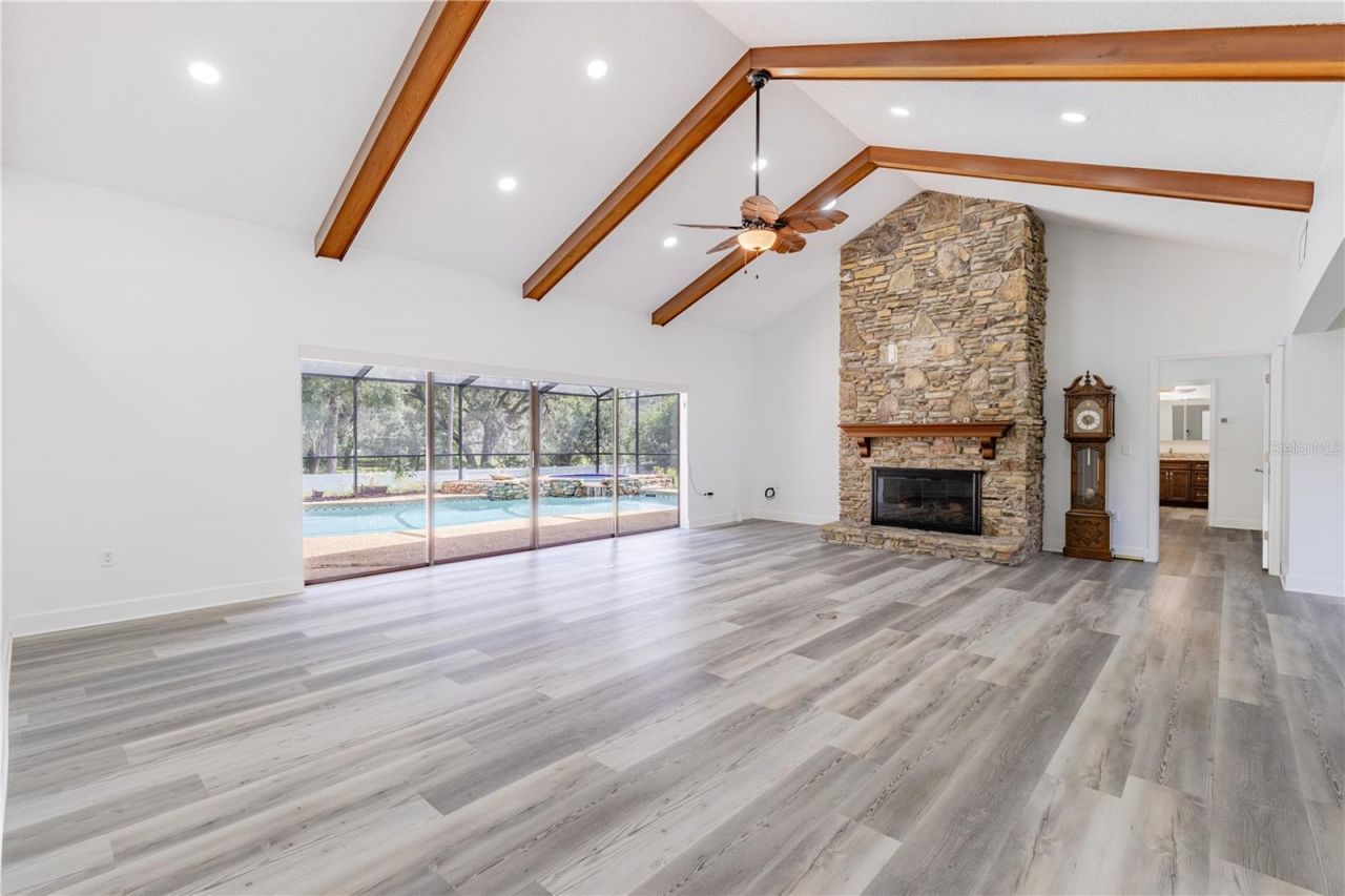 33816 Spring Drive, Leesburg, FL 34788 Photo