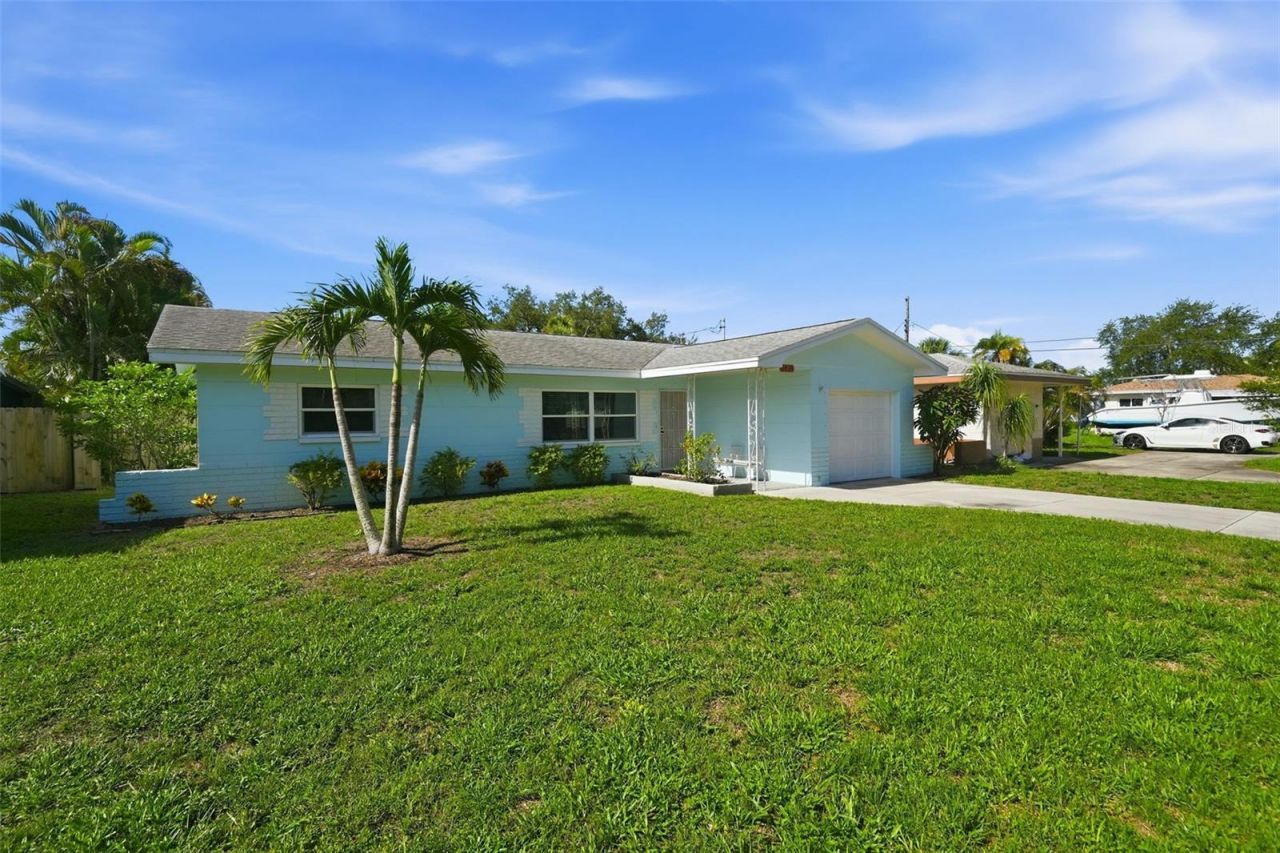 5932 19th Avenue S, Gulfport, FL 33707 Main Photo