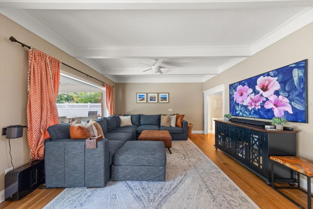 3005 Sunset Drive, Belleair Bluffs, FL 33770 Photo