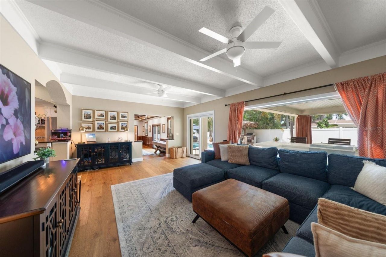 3005 Sunset Drive, Belleair Bluffs, FL 33770 Photo