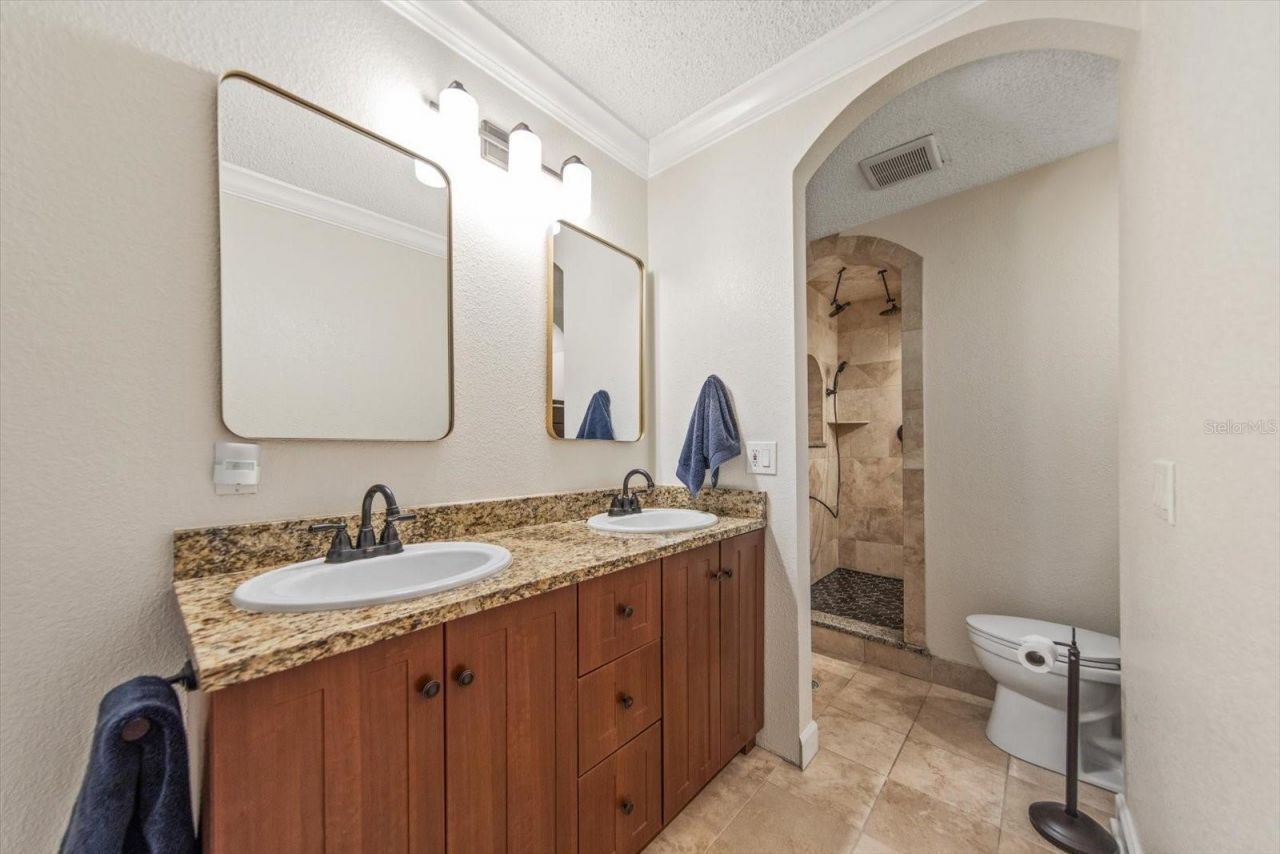 3005 Sunset Drive, Belleair Bluffs, FL 33770 Photo