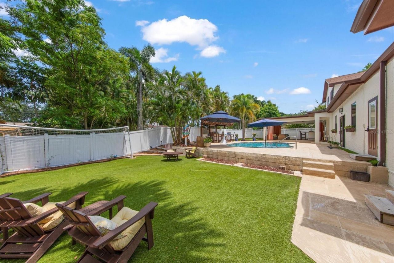 3005 Sunset Drive, Belleair Bluffs, FL 33770 Photo