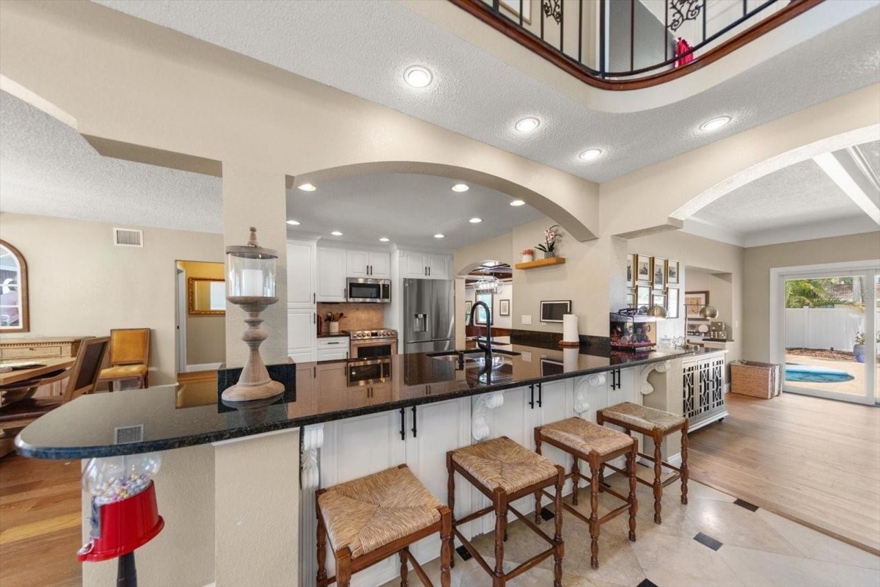 3005 Sunset Drive, Belleair Bluffs, FL 33770 Photo