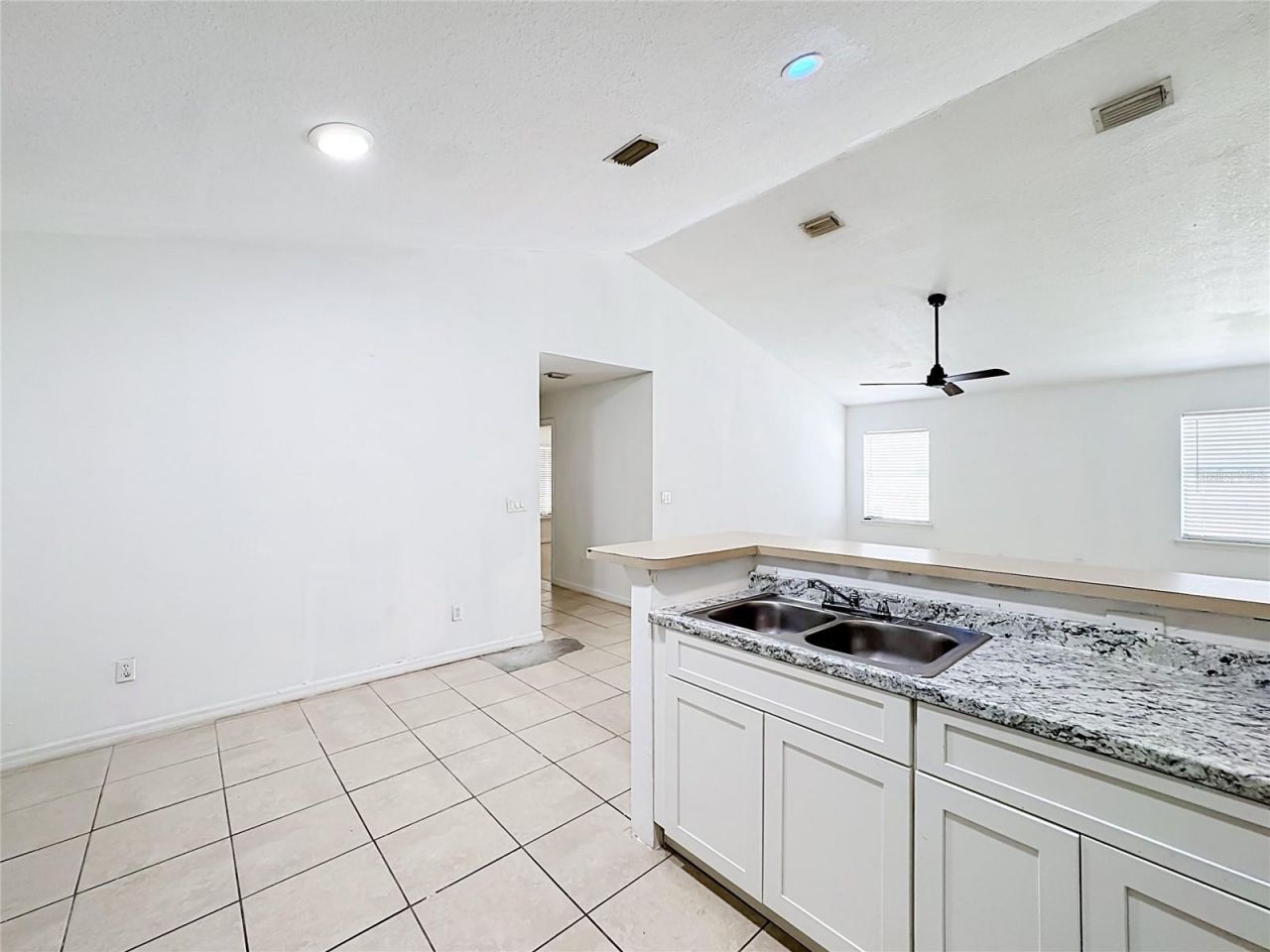 1126 15th Avenue Sw, Vero Beach, FL 32962 Photo