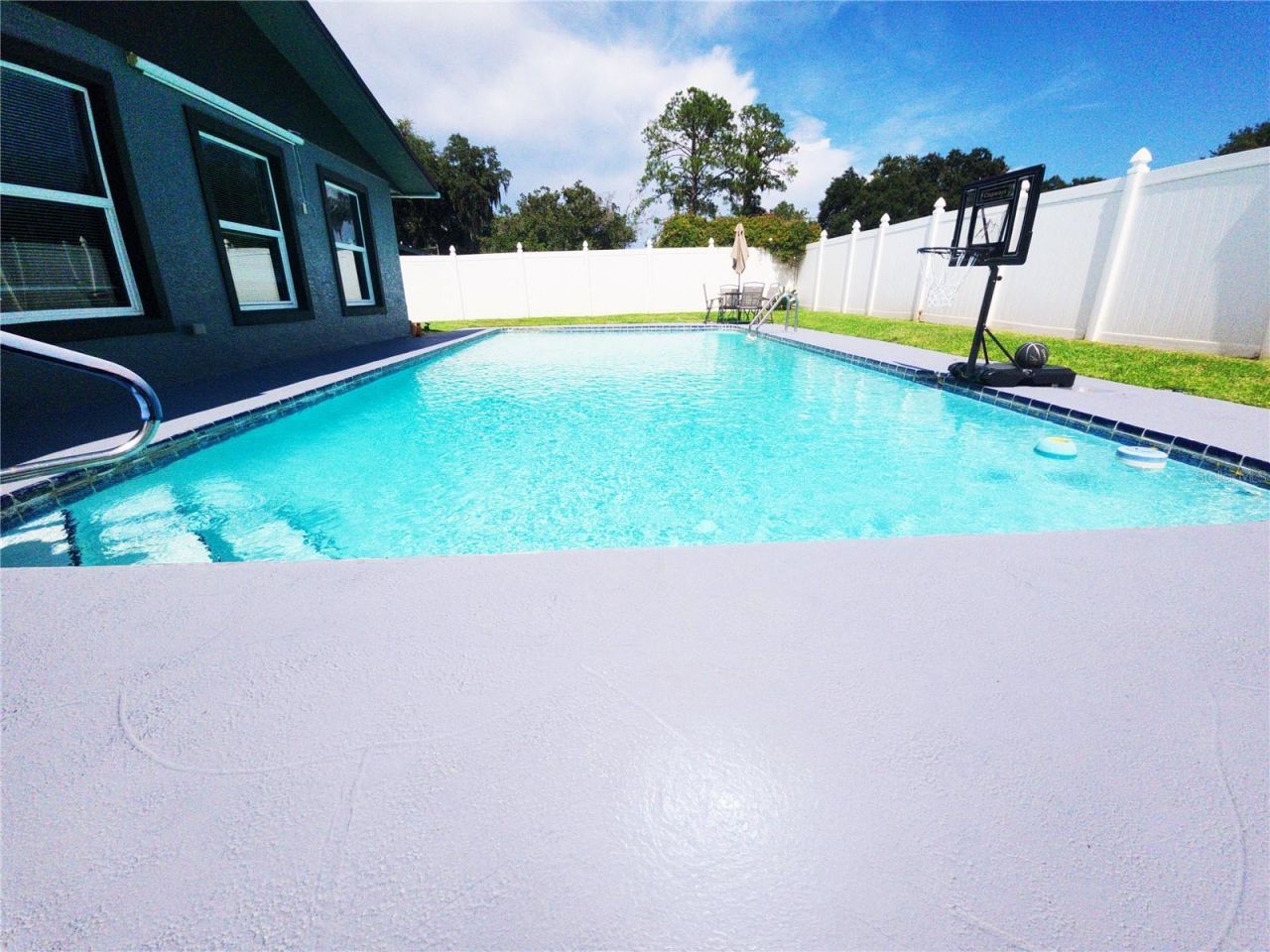 1337 Lee Court , Leesburg, FL 34748 Photo