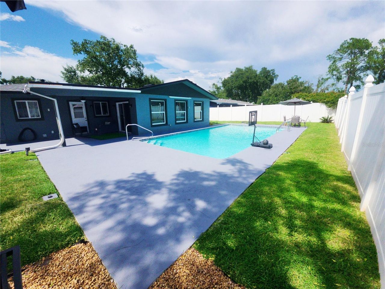 1337 Lee Court , Leesburg, FL 34748 Photo