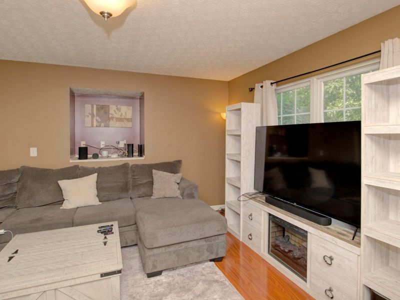 4217 Shortleaf Lane, Grove City, OH 43123 Photo 6