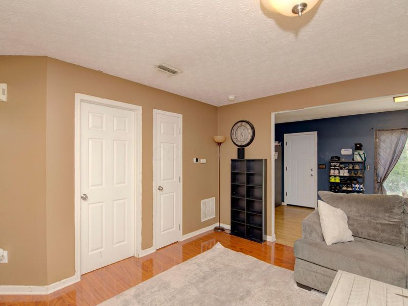 4217 Shortleaf Lane, Grove City, OH 43123 Photo 7
