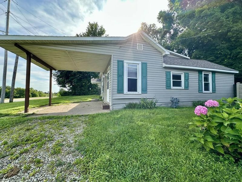 7424 State Route 180 , Kingston, OH 45644 Photo 2