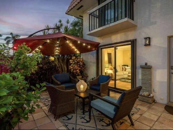 1251 S Federal Highway, Boca Raton, FL 33432
