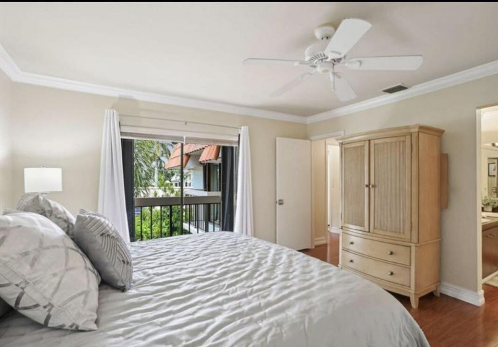 1251 S Federal Highway, Boca Raton, FL 33432 Photo