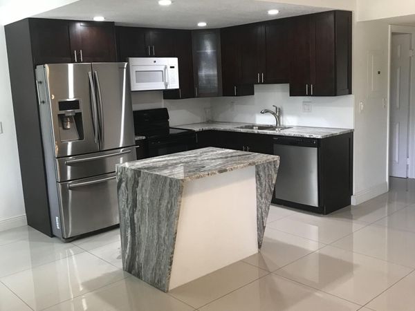 2000 SPRINGDALE Boulevard, Unit 210, Palm Springs, FL 33461