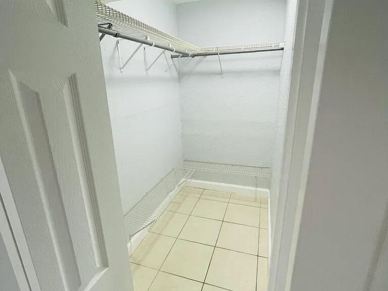 890 NW 45 Avenue, Unit 32, Miami, FL 33126 Photo