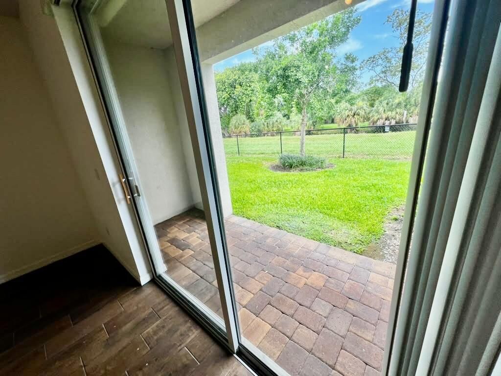 1129 Vermilion Drive, Lake Worth Beach, FL 33461 Photo