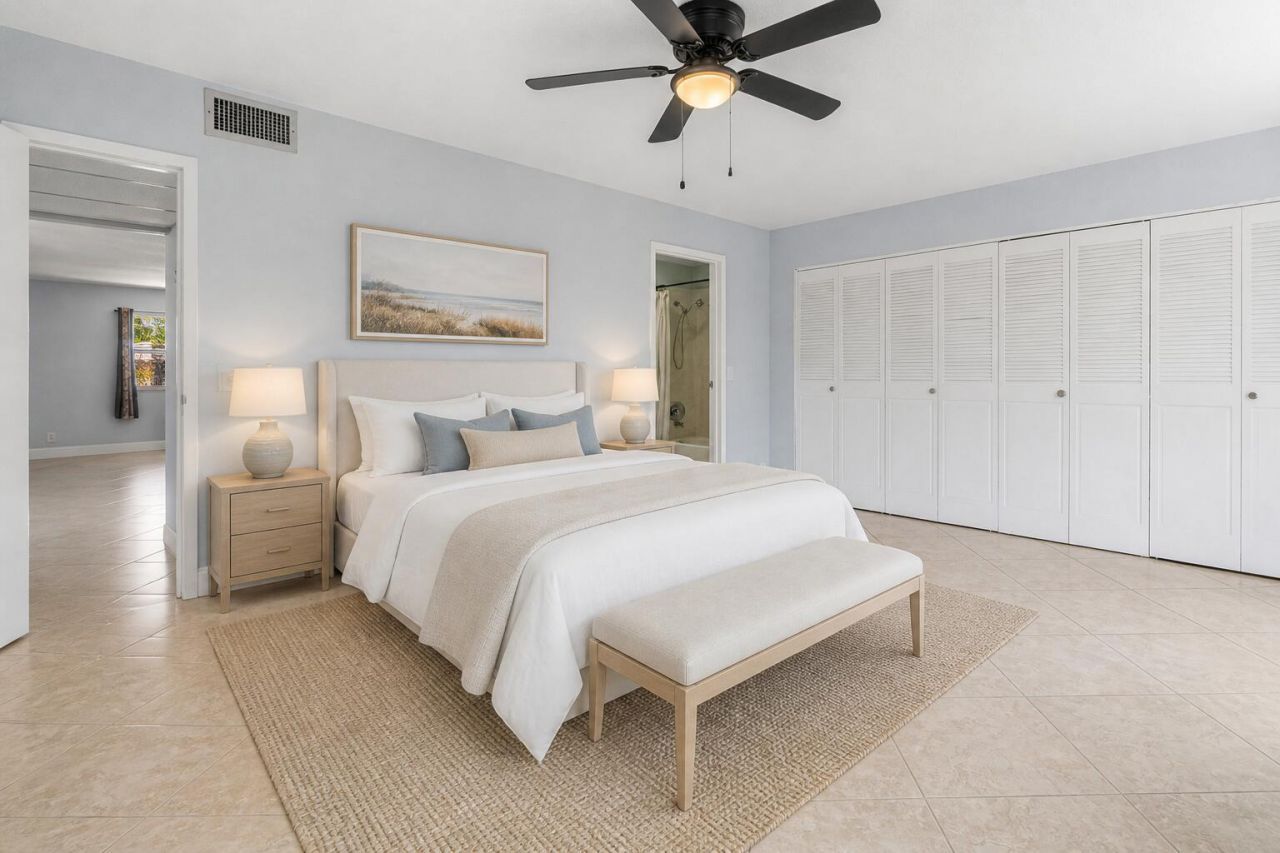 566 Saxony L, Delray Beach, FL 33446 Photo