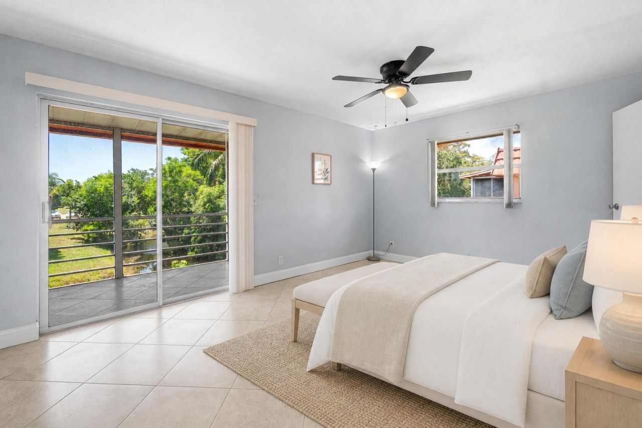 566 Saxony L, Delray Beach, FL 33446 Photo