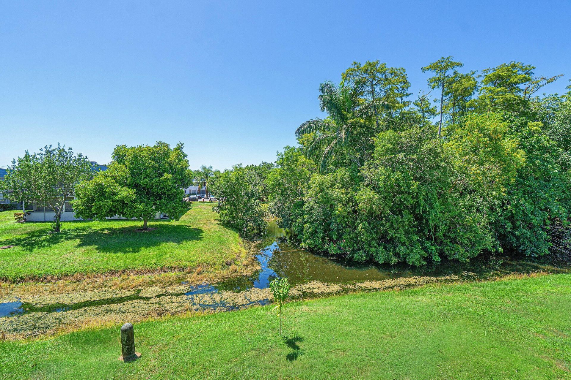 566 Saxony L, Delray Beach, FL 33446 Photo