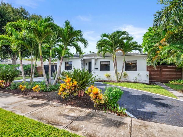 300 35th Street, West Palm Beach, FL 33407