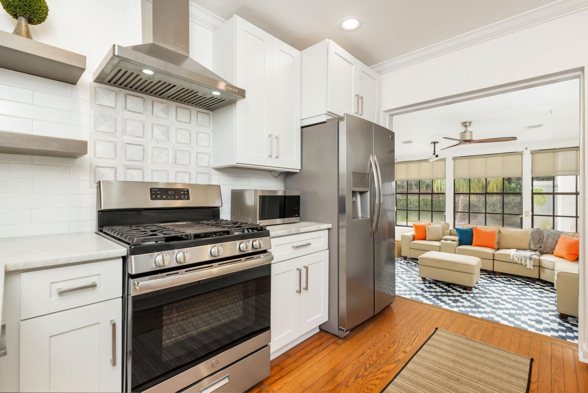 300 35th Street, West Palm Beach, FL 33407 Photo
