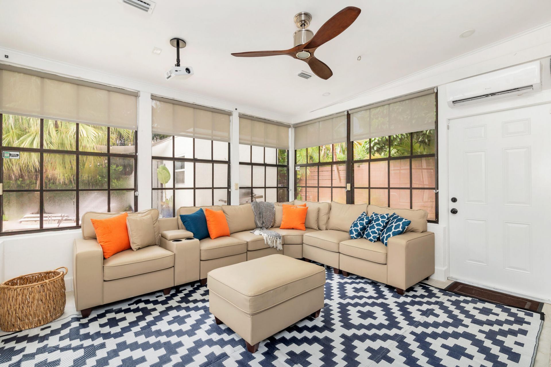 300 35th Street, West Palm Beach, FL 33407 Photo
