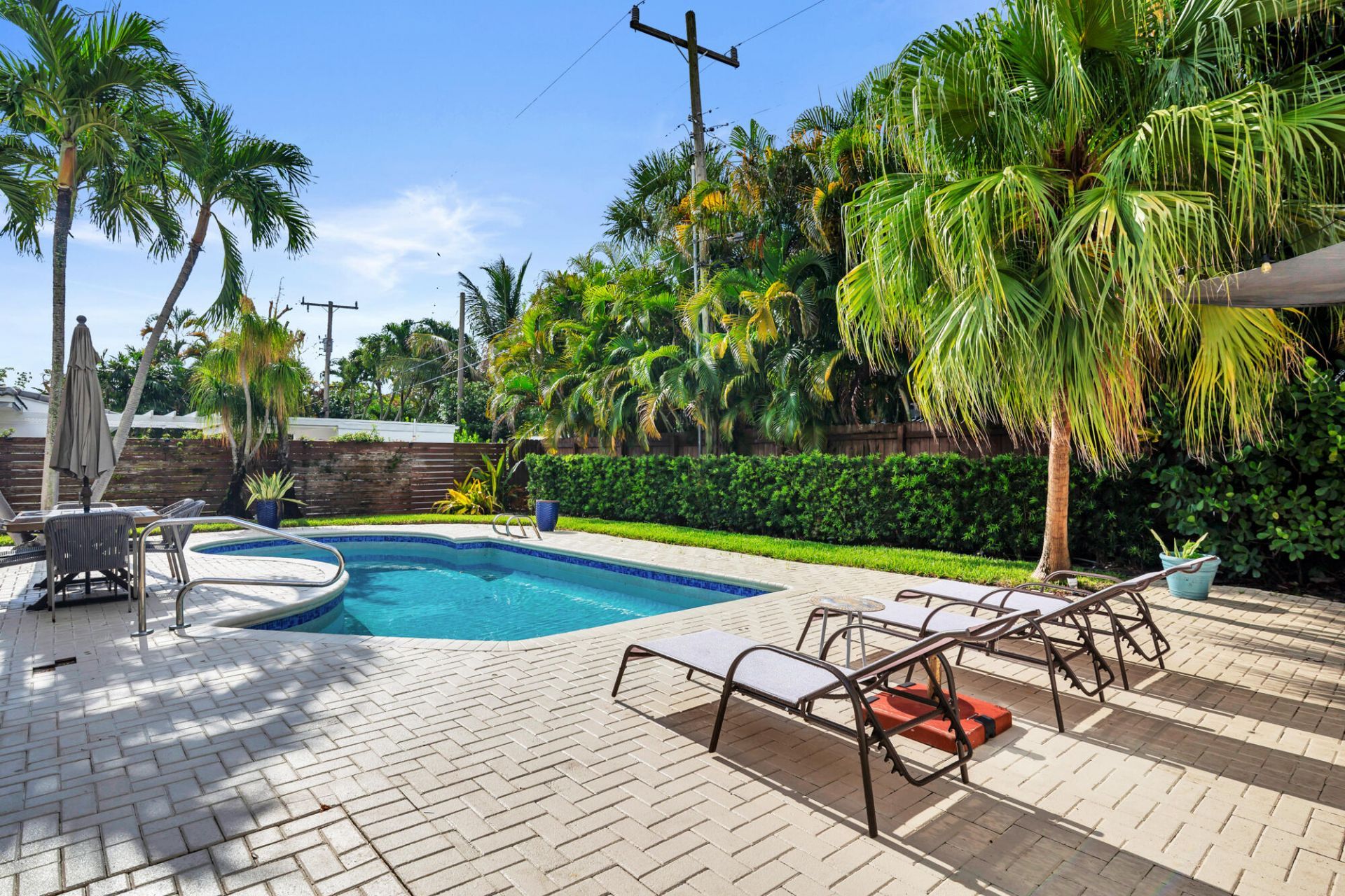 300 35th Street, West Palm Beach, FL 33407 Photo