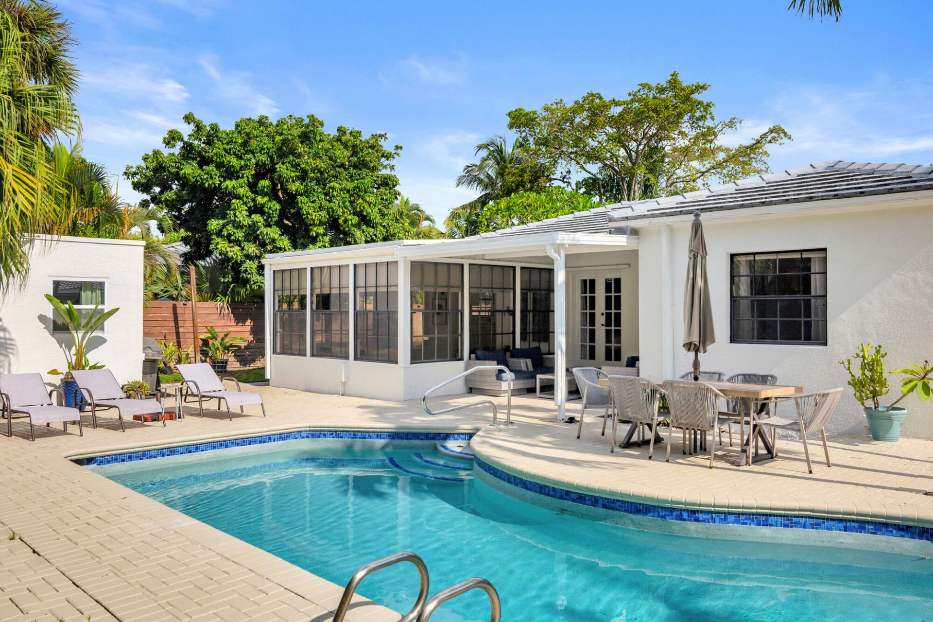 300 35th Street, West Palm Beach, FL 33407 Photo
