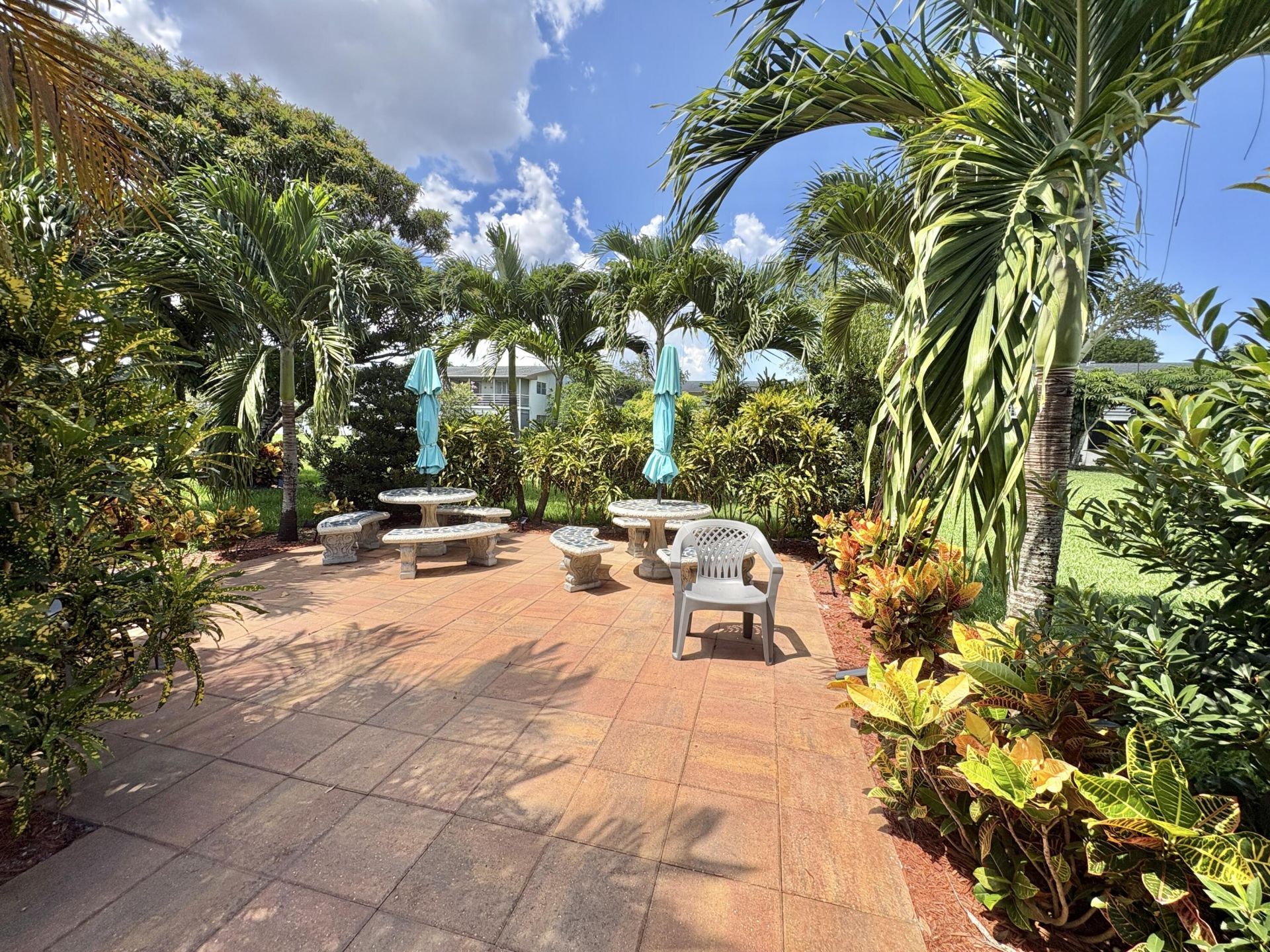 140 Windsor G, West Palm Beach, FL 33417 Photo