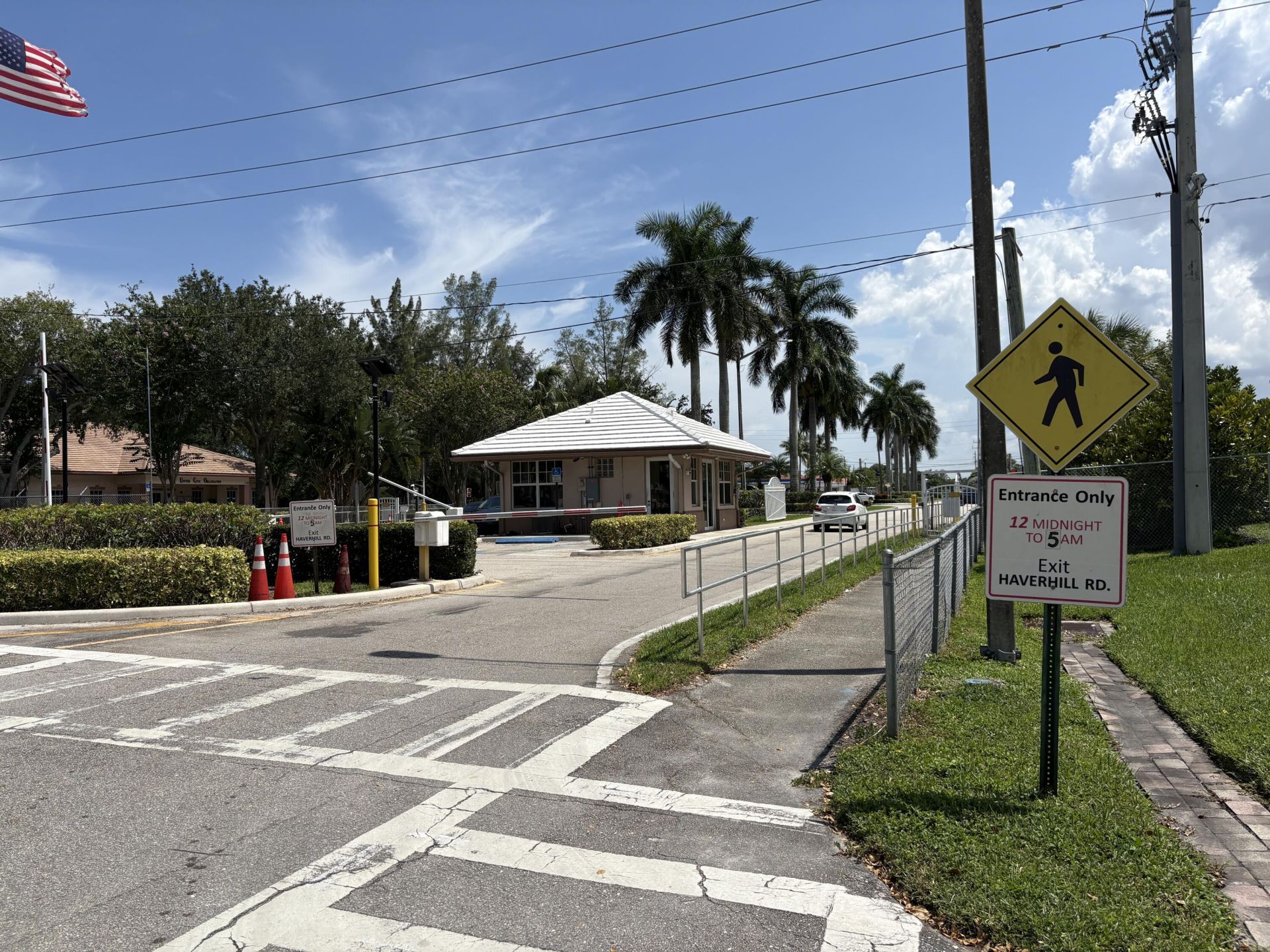 140 Windsor G, West Palm Beach, FL 33417 Photo