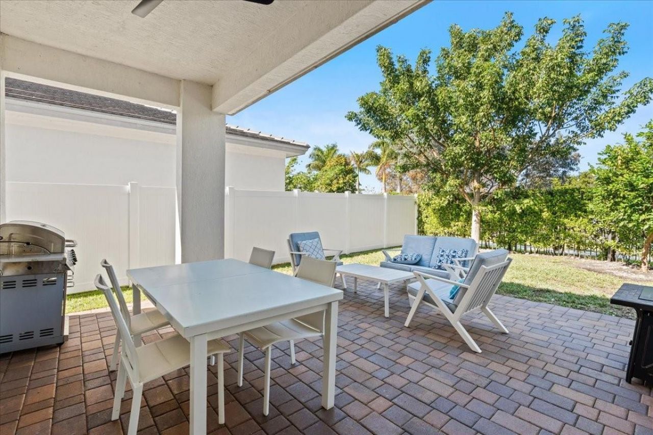 17429 SW 41st Street, Miramar, FL 33029 Photo