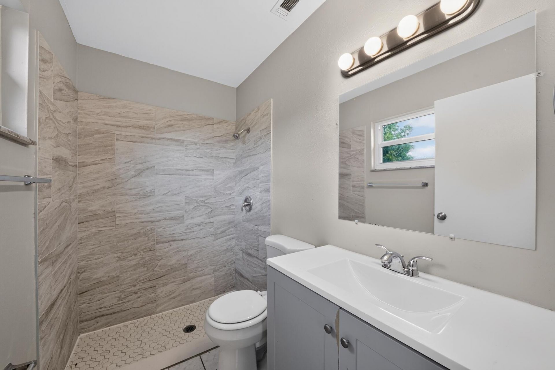 230 SW Cherryhill Road, Port Saint Lucie, FL 34953 Photo