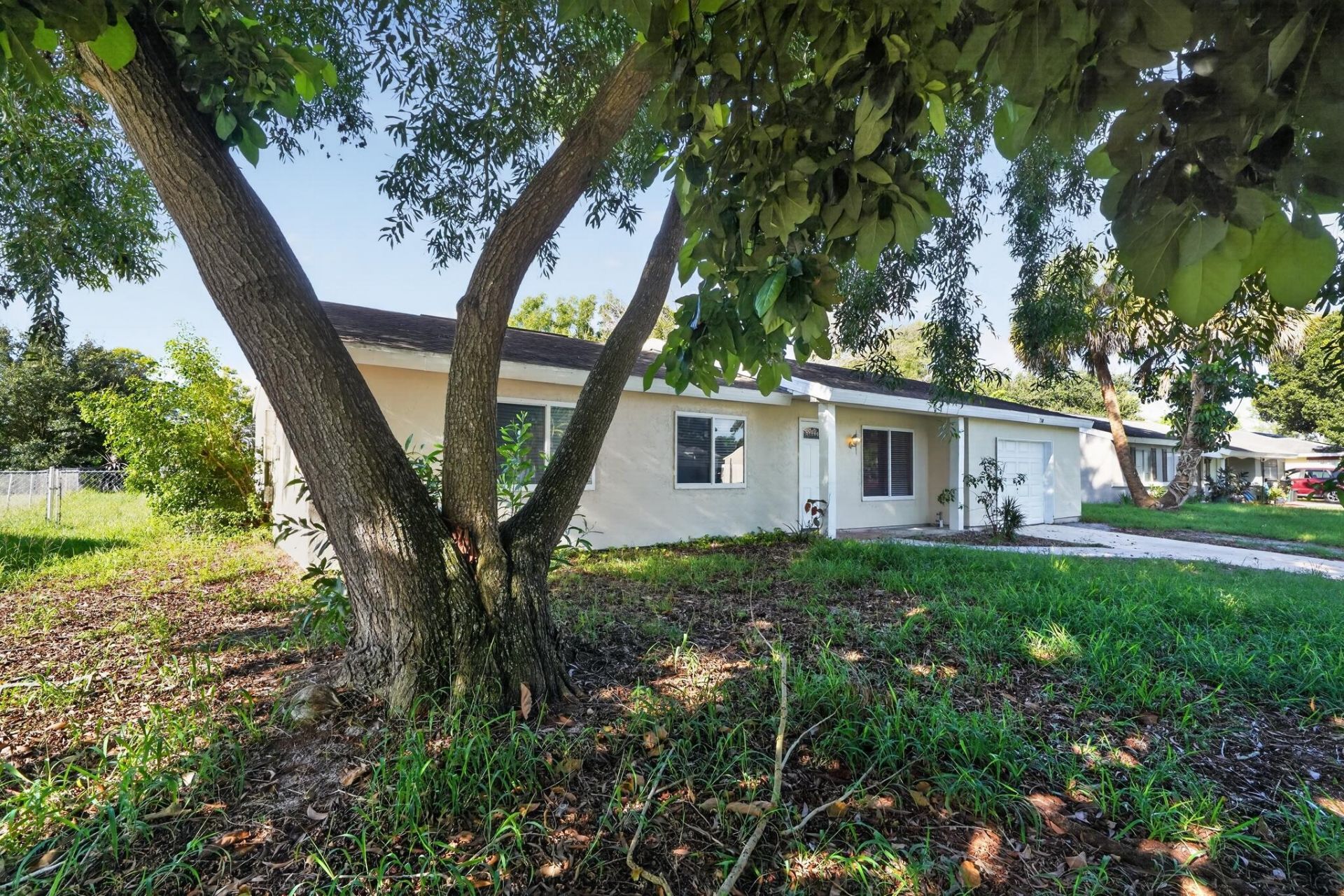 230 SW Cherryhill Road, Port Saint Lucie, FL 34953 Photo
