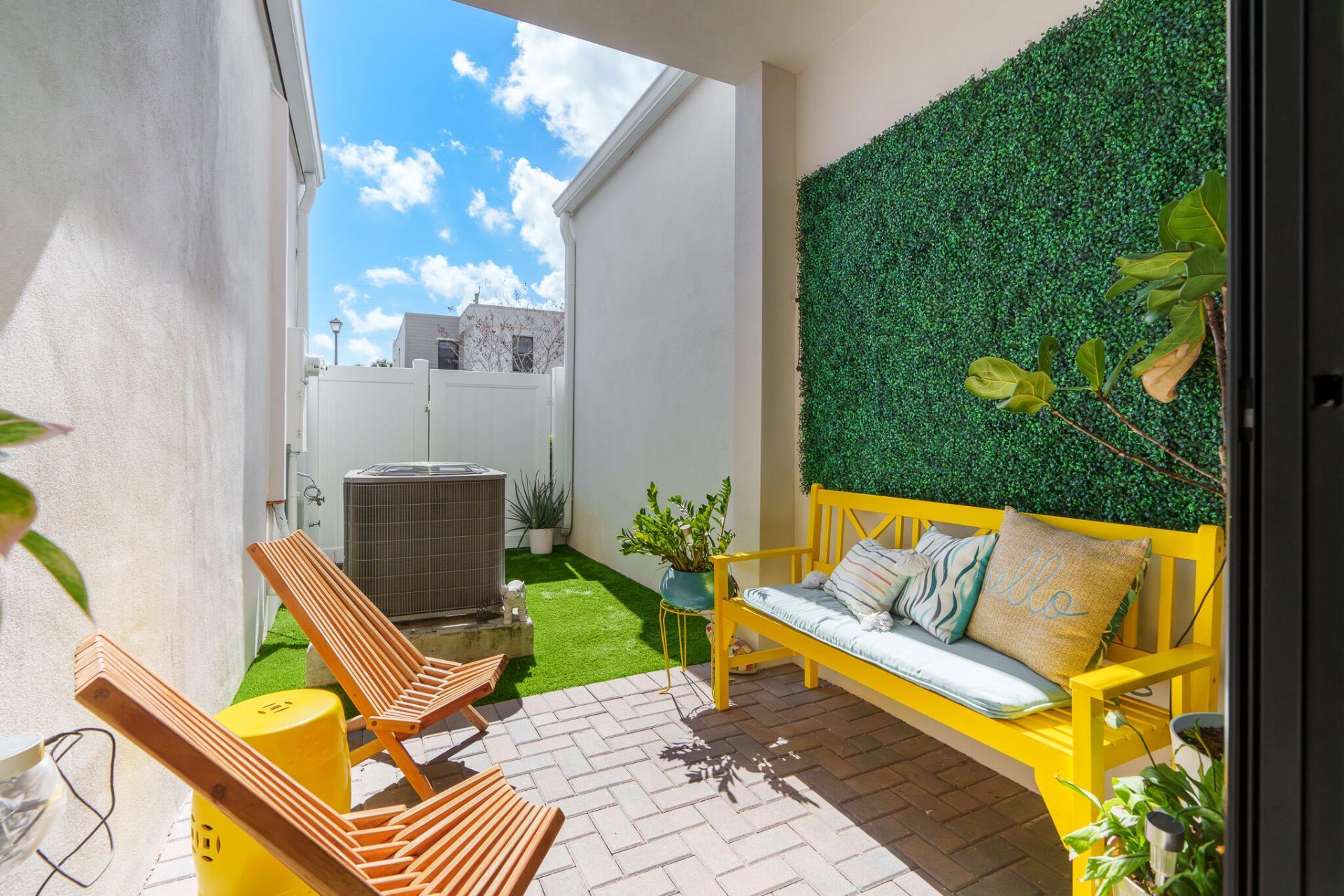 527 NW 17th Street, Fort Lauderdale, FL 33311 Photo