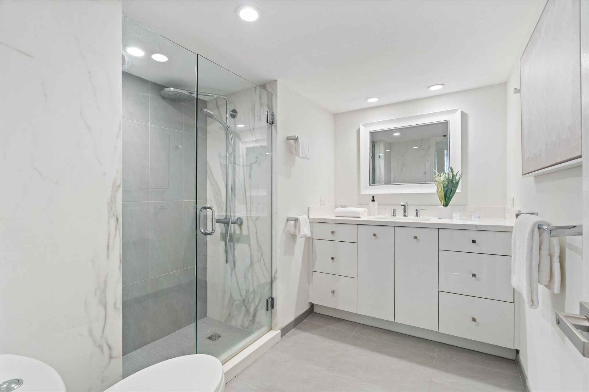 333 Sunset Drive, Unit 502, Fort Lauderdale, FL 33301 Photo