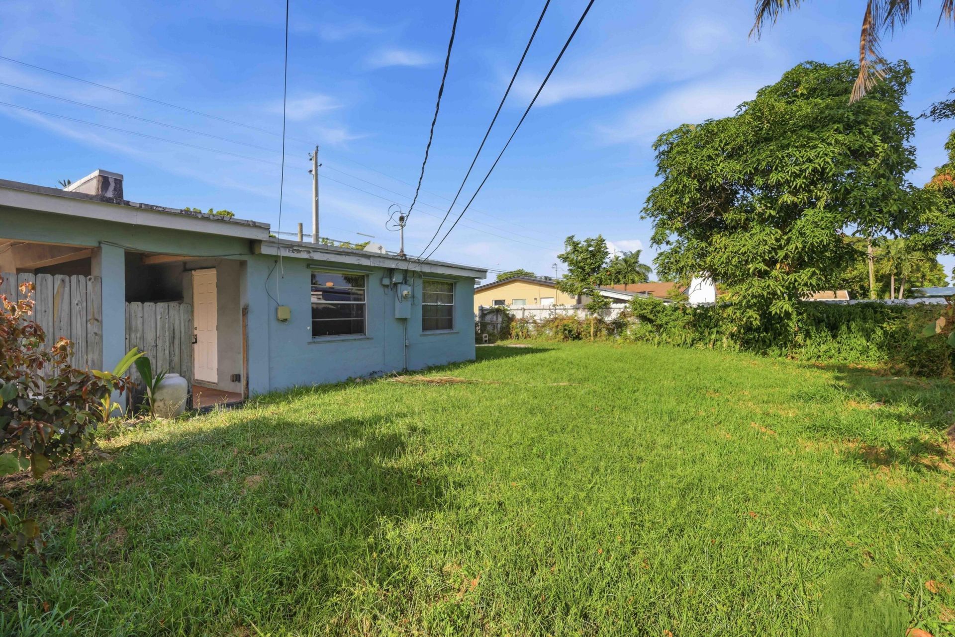 980 NW 183rd Street, Miami Gardens, FL 33169 Photo