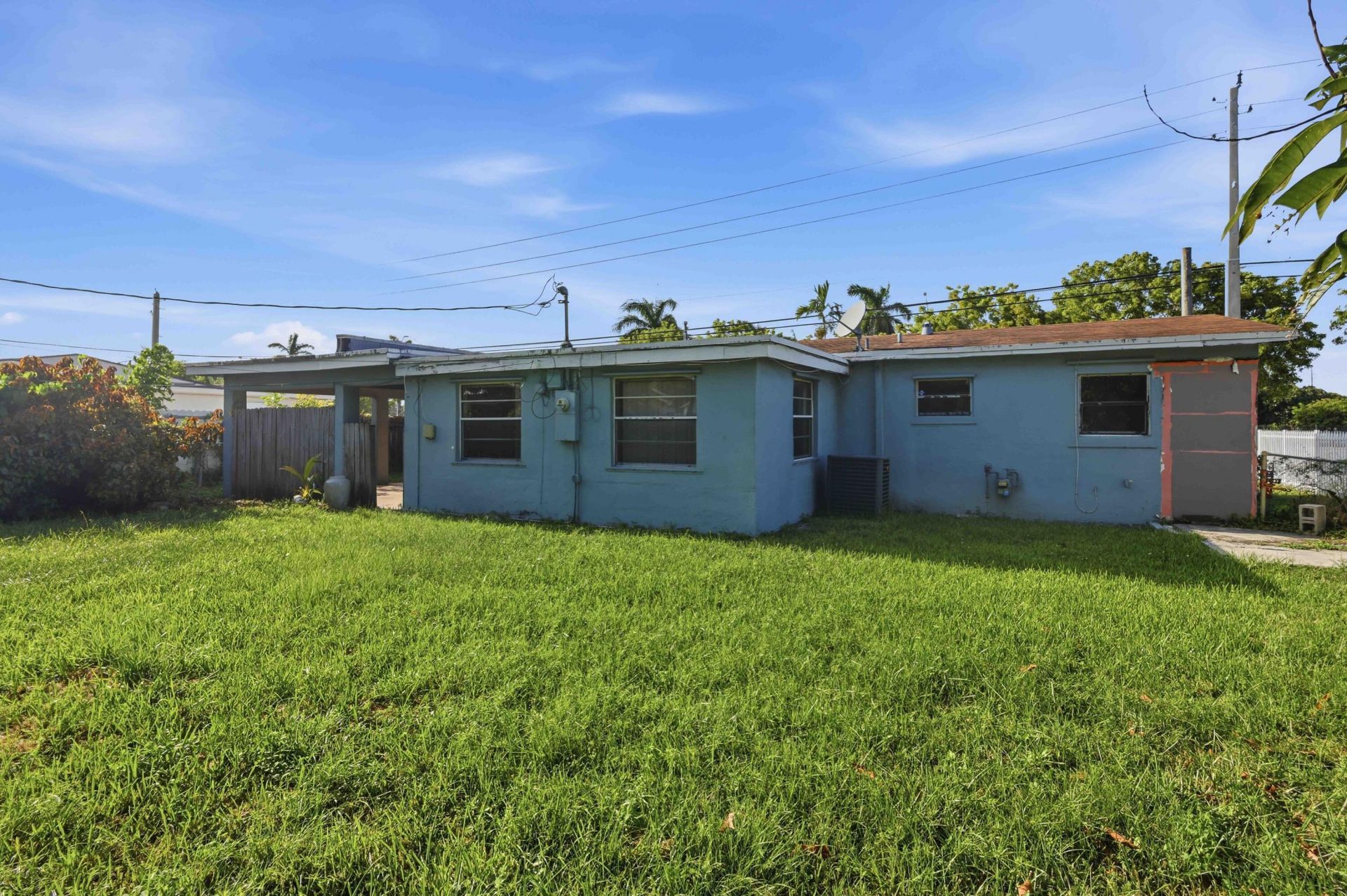 980 NW 183rd Street, Miami Gardens, FL 33169 Photo