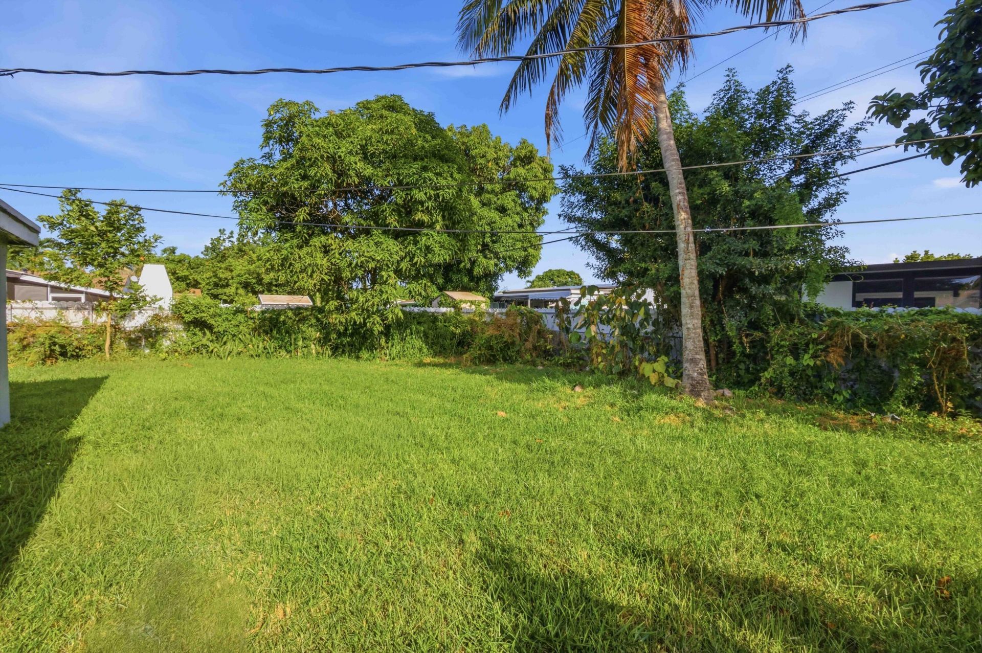 980 NW 183rd Street, Miami Gardens, FL 33169 Photo