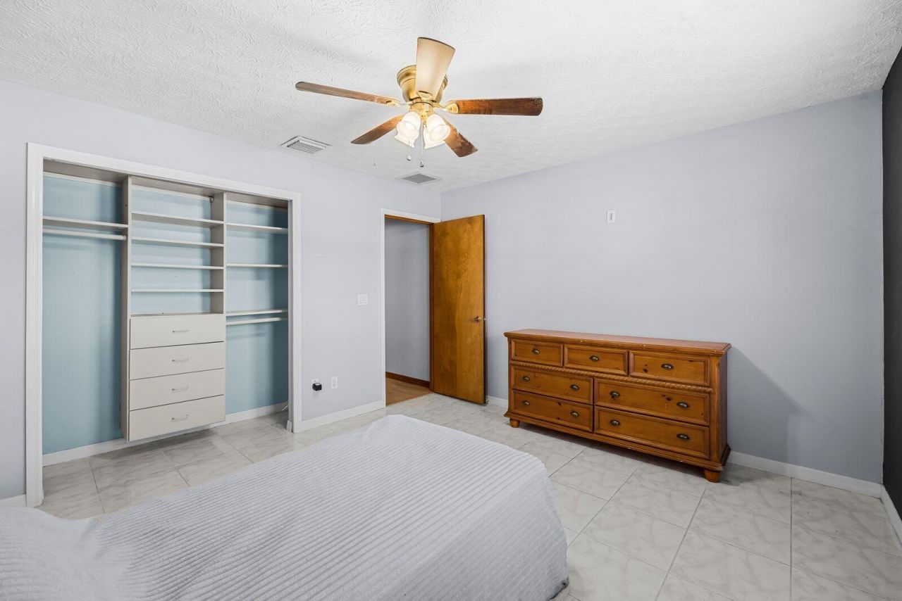 101 SE Nash Court, Port Saint Lucie, FL 34983 Photo