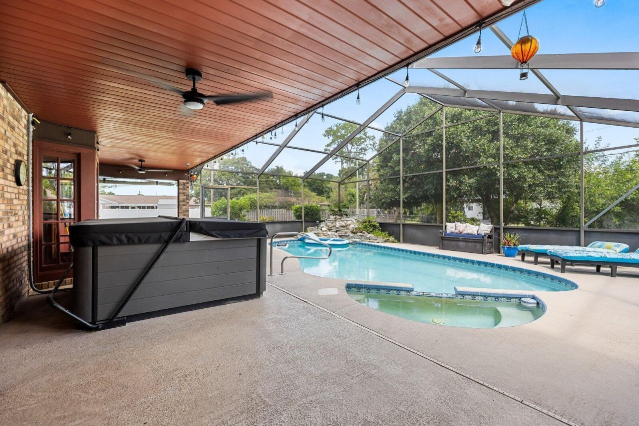 101 SE Nash Court, Port Saint Lucie, FL 34983 Photo