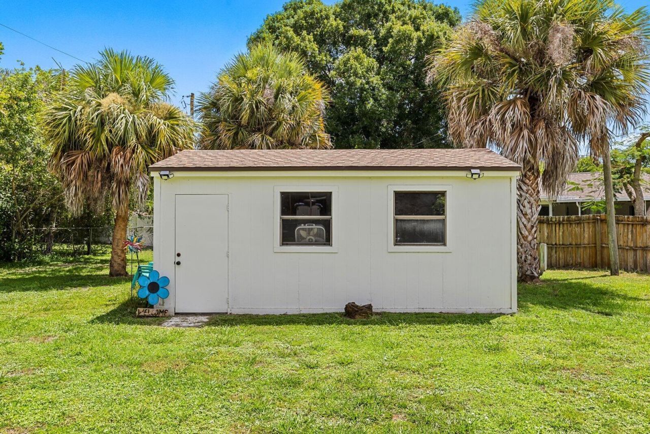 101 SE Nash Court, Port Saint Lucie, FL 34983 Photo