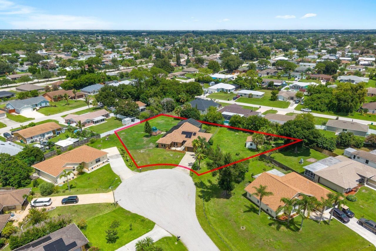 101 SE Nash Court, Port Saint Lucie, FL 34983 Photo