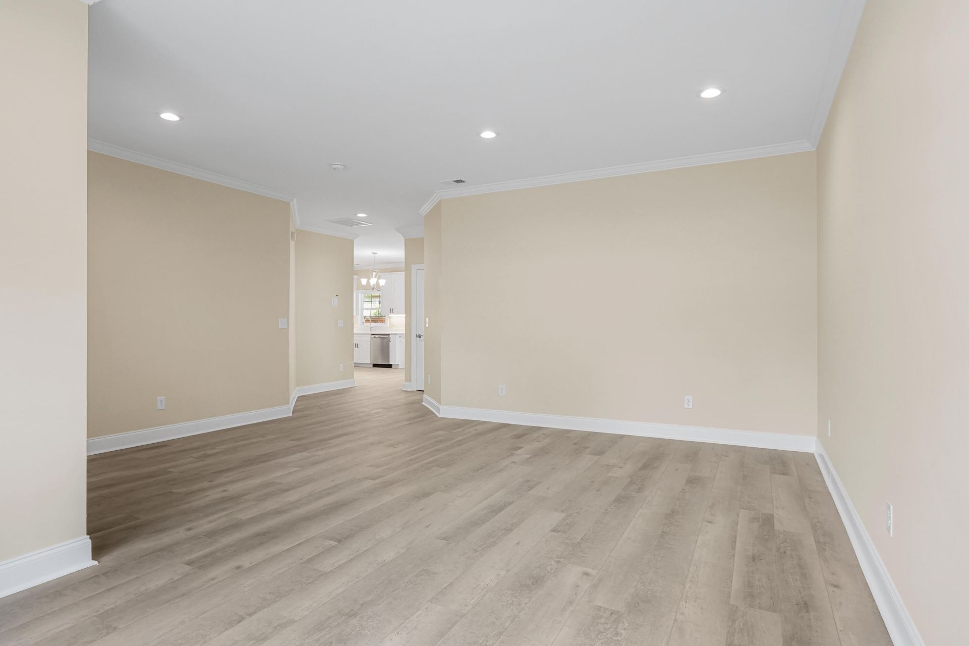 1809 Zelasko Drive Photo 11