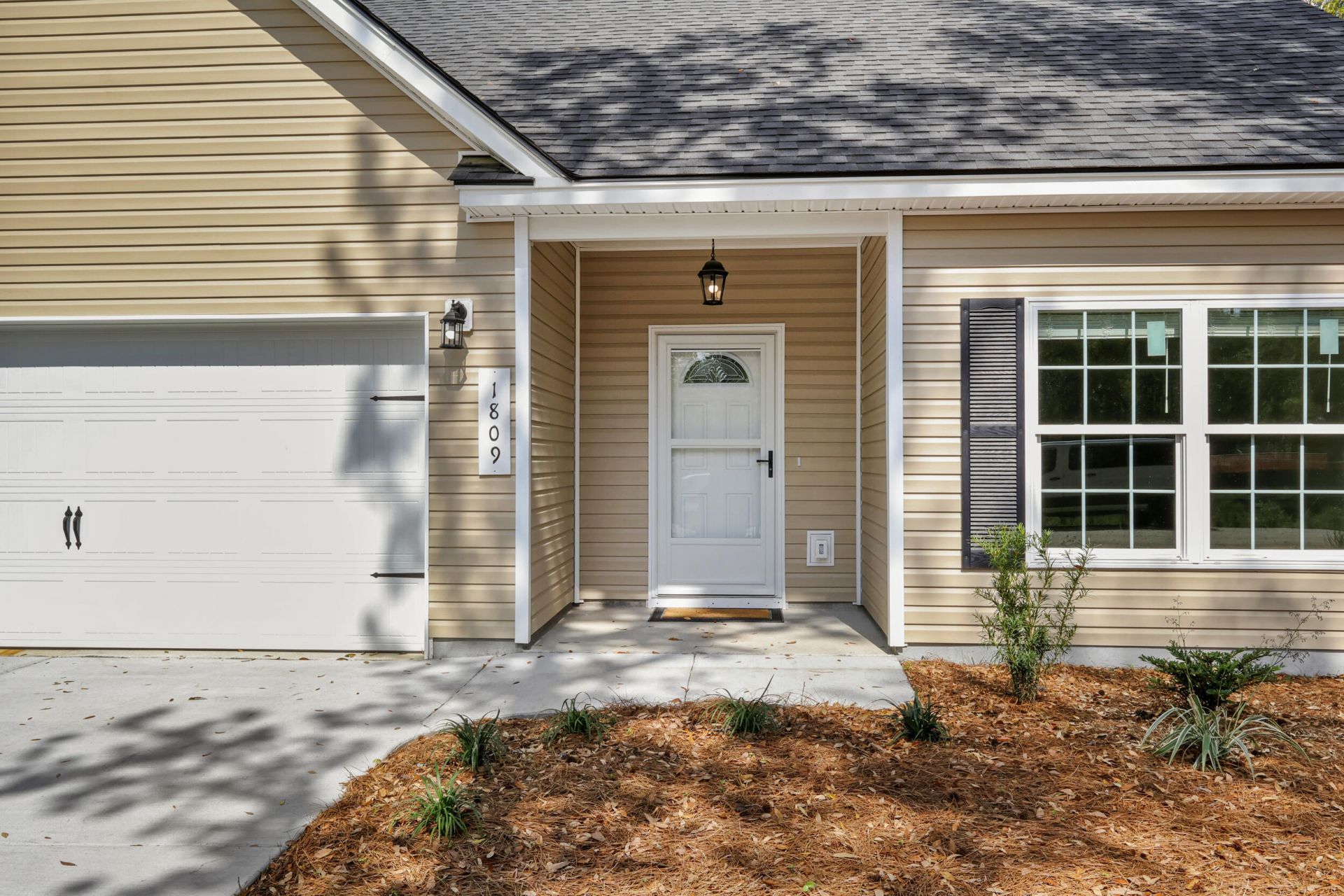 1809 Zelasko Drive Photo 6