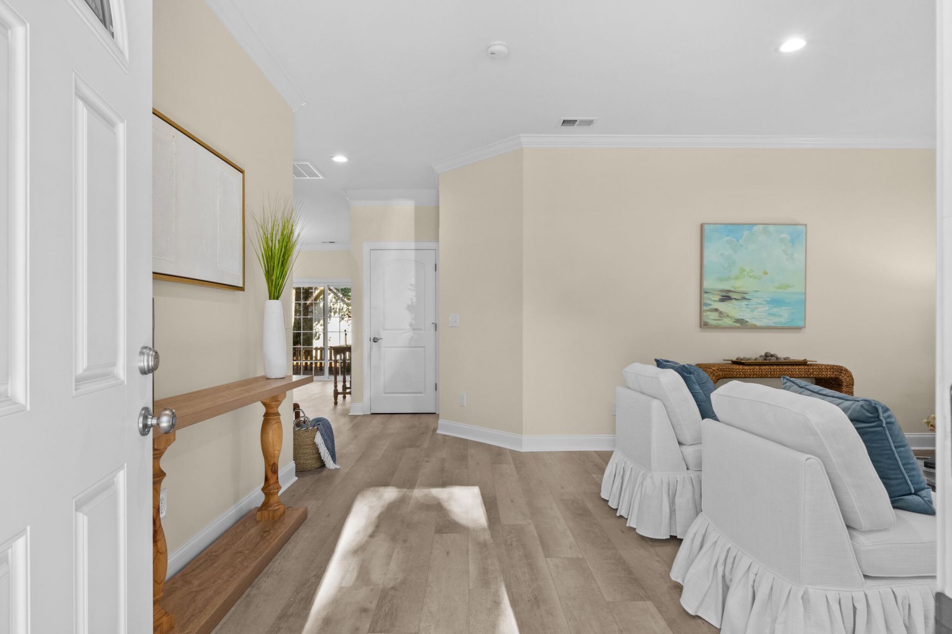 1809 Zelasko Drive Photo 7