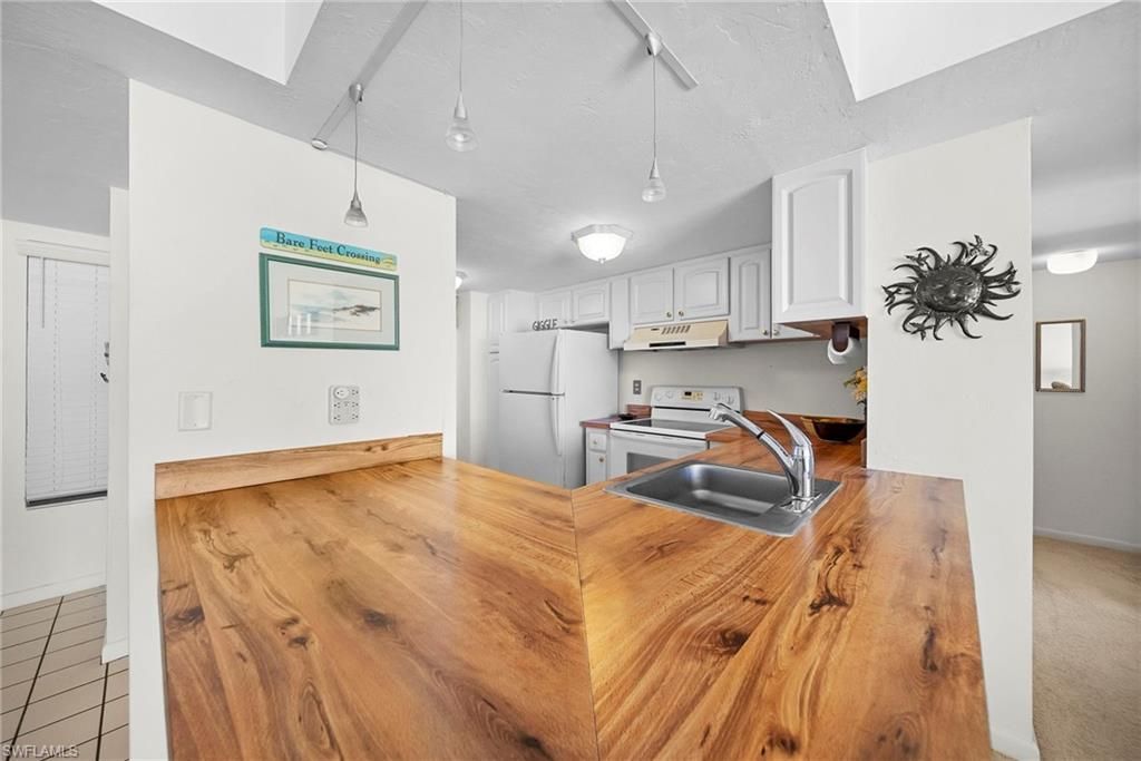 26300 Hickory Blvd, Unit 503, Bonita Springs, FL 34134 Photo