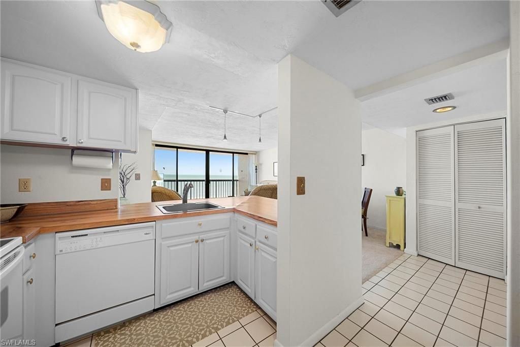 26300 Hickory Blvd, Unit 503, Bonita Springs, FL 34134 Photo