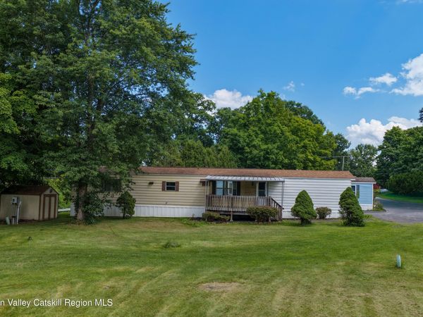 3 Kelloggs Court, Leeds, NY 12451