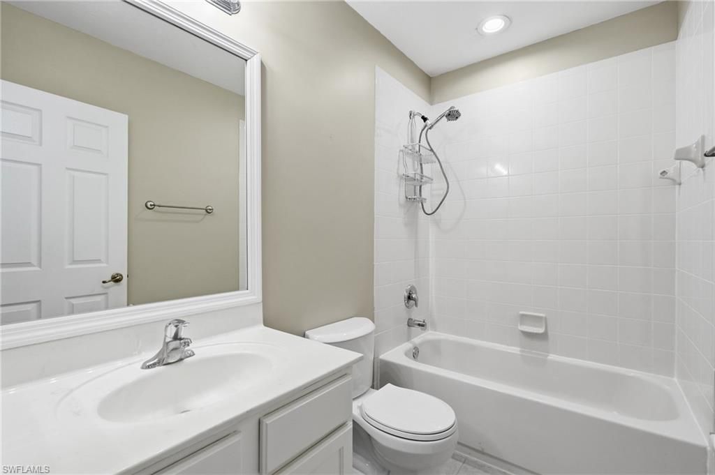 9829 Roundstone Cir, Fort Myers, FL 33967 Photo