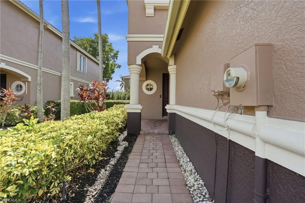 9829 Roundstone Cir, Fort Myers, FL 33967 Photo