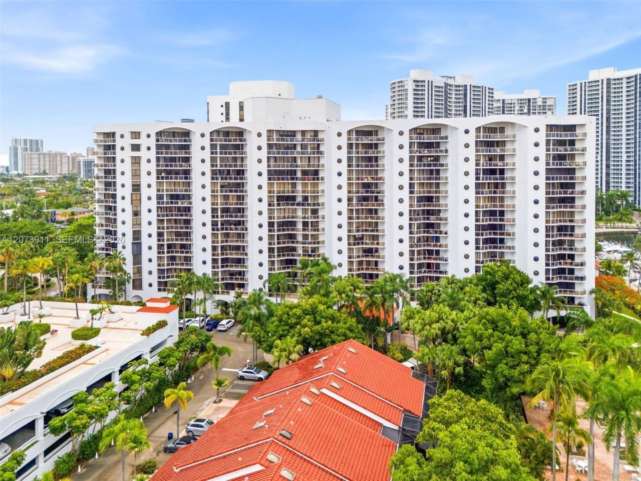 3610 Yacht Club Dr , Unit 1115, Aventura, FL 33180 Photo